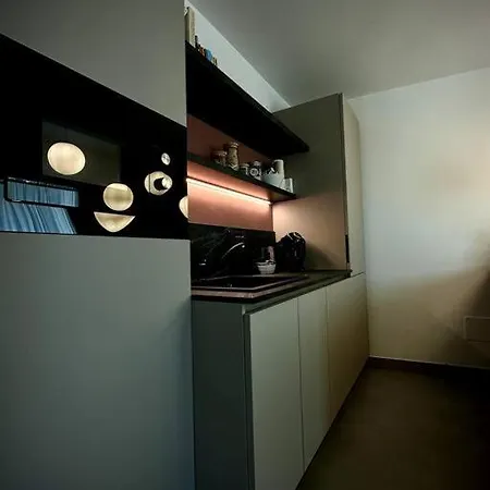 Casa Nuova Con Sauna Giardino E Parcheggio Privati Villa Cavaion Veronese