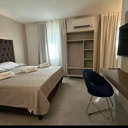 Casa Nuova Con Sauna Giardino E Parcheggio Privati