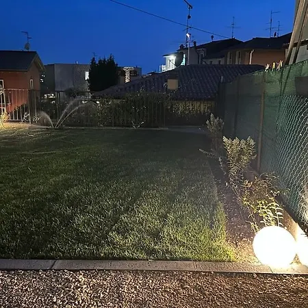 Villa Casa Nuova Con Sauna Giardino E Parcheggio Privati